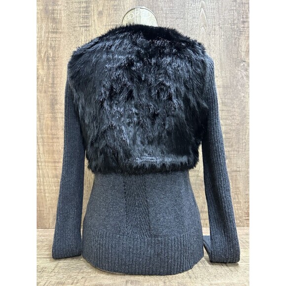Simply Vera Vera Wang women size M black and gray faux fur button cardigan - Picture 2 of 9